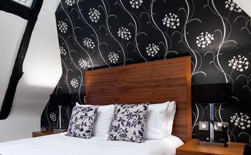 The Boleyn Hotel Staines-upon-Thames Eksteriør billede